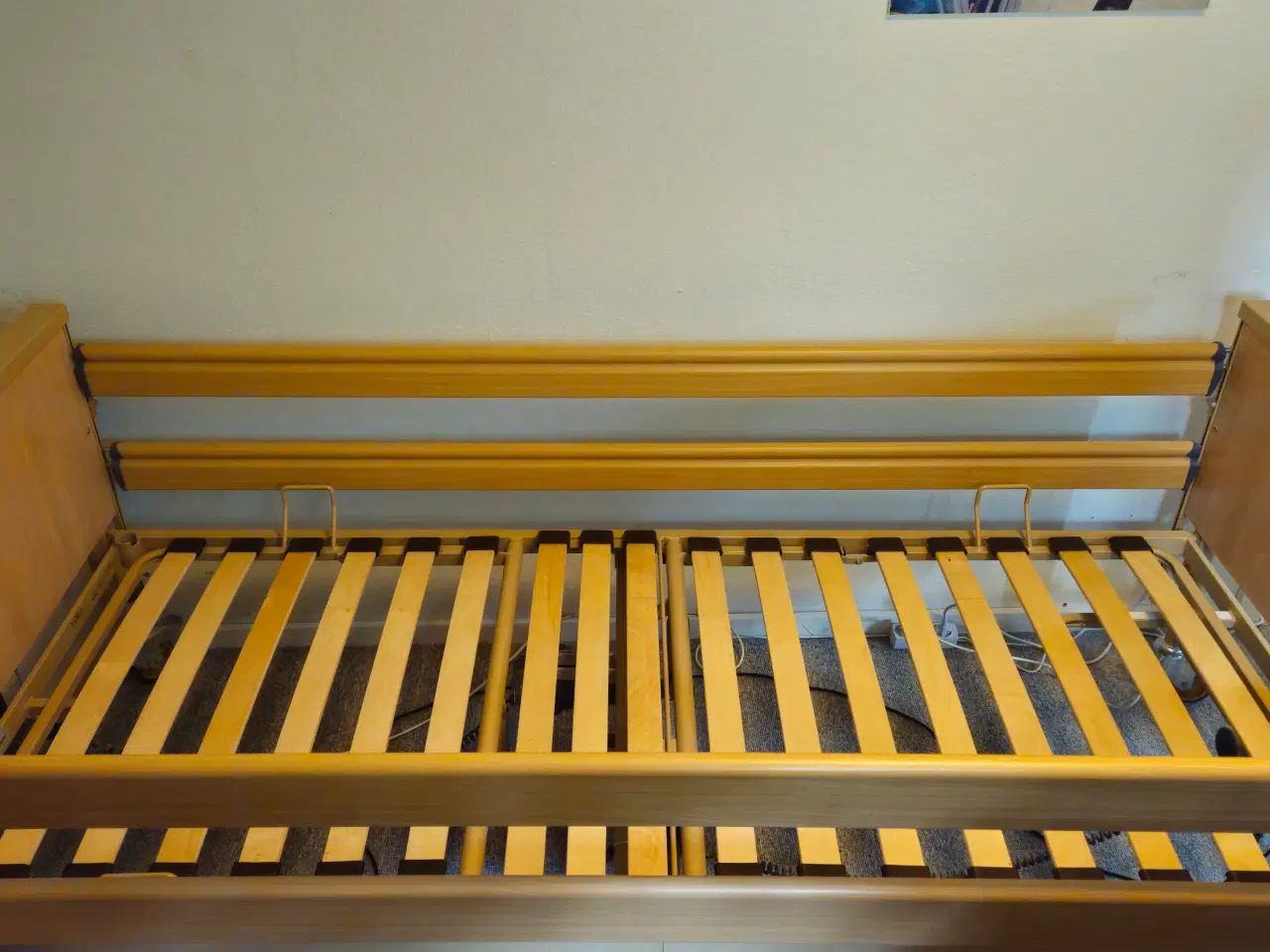 Billede 9 - Burmeier Dali plejeseng med softcover og madras