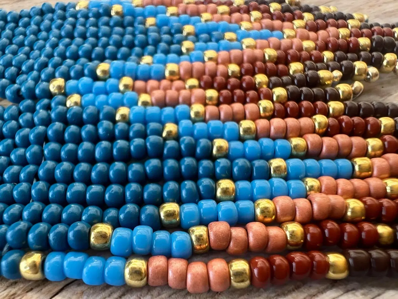 Billede 2 - Grønlandske perle øreringe