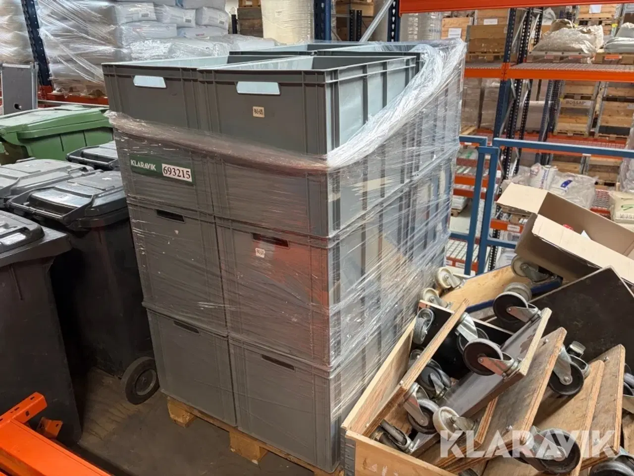 Billede 1 - Plastikkasser - 12 styk