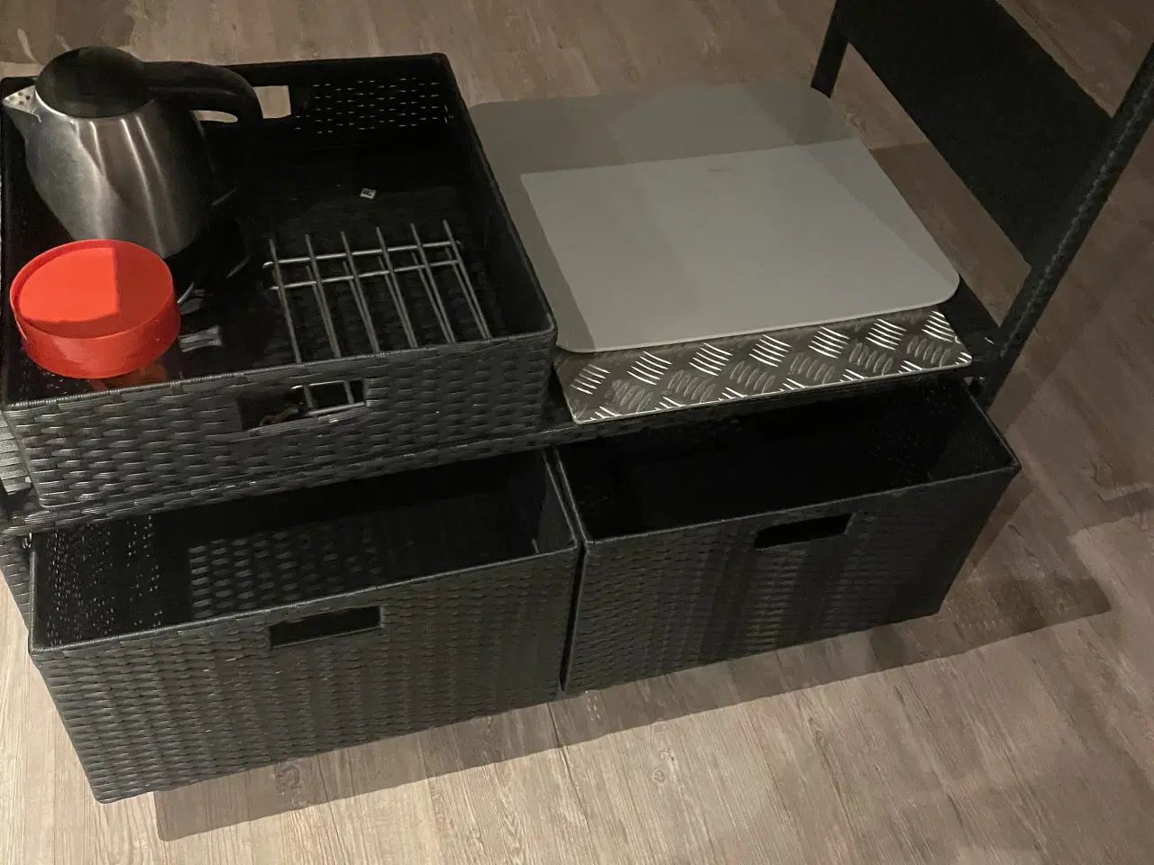 Billede 2 - Fantastisk fin  rullebord- serverings - opbevaring