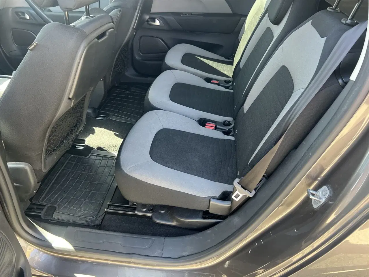 Billede 11 - Citroën Grand C4 Picasso 1,6 Blue HDi Intensive EAT6 start/stop 120HK 6g Aut.