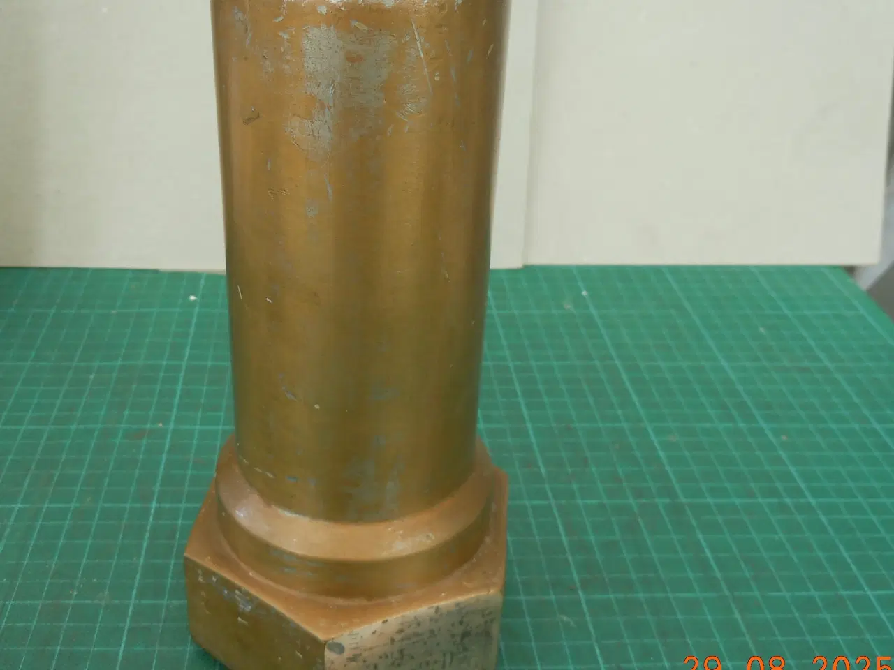Billede 3 - Kæmpe topmøtrik, 3,3 kg bronze