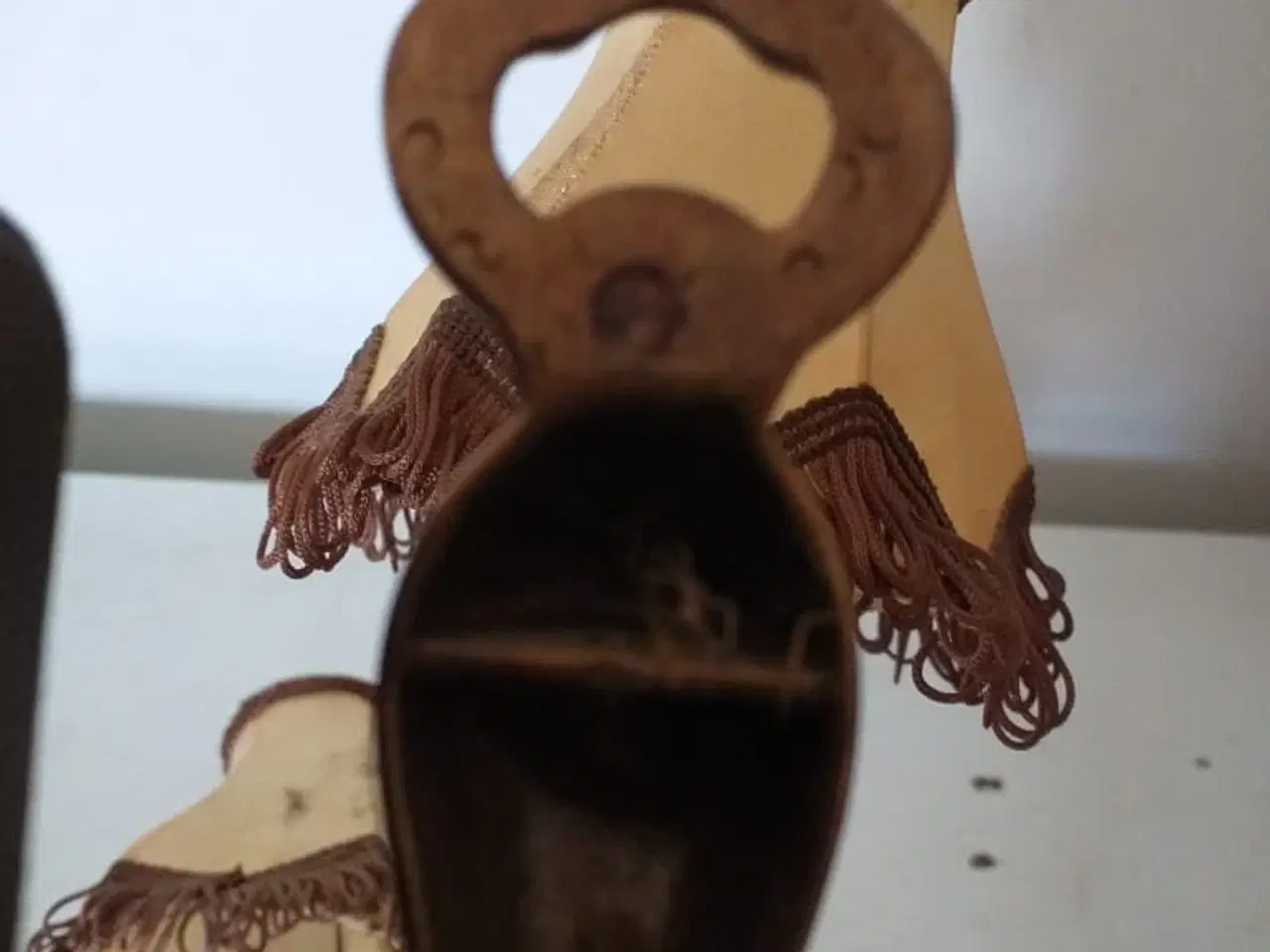 Billede 6 - 2 antikke lamper med skærme