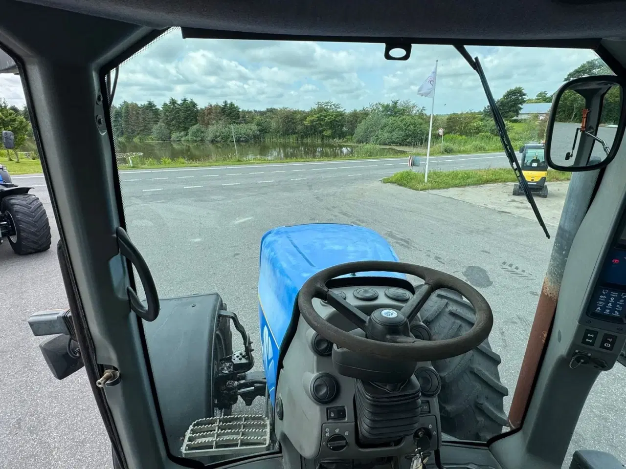 Billede 18 - New Holland TG285 MED AFFJEDRET FORAKSEL!