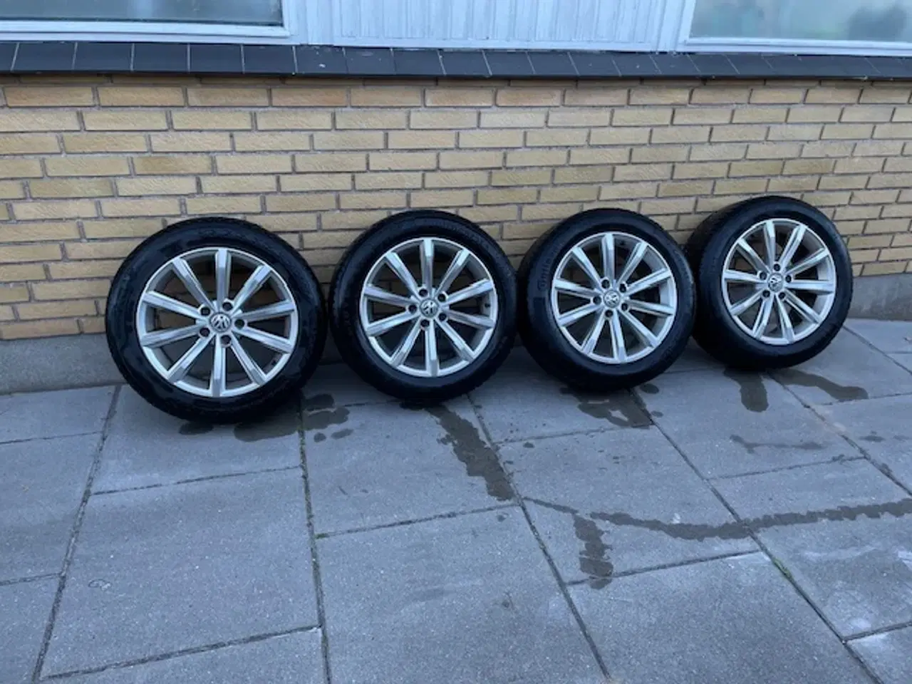 Billede 1 - Originale London fælge med vinterdæk 17"