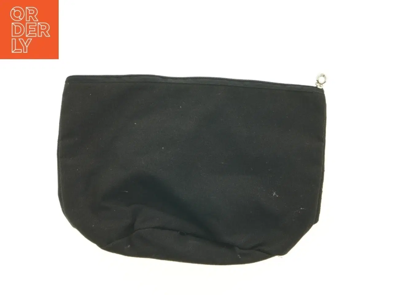 Billede 3 - Sort kanvas kosmetikpung fra Hello Kitty (str. 27 x 19 cm)