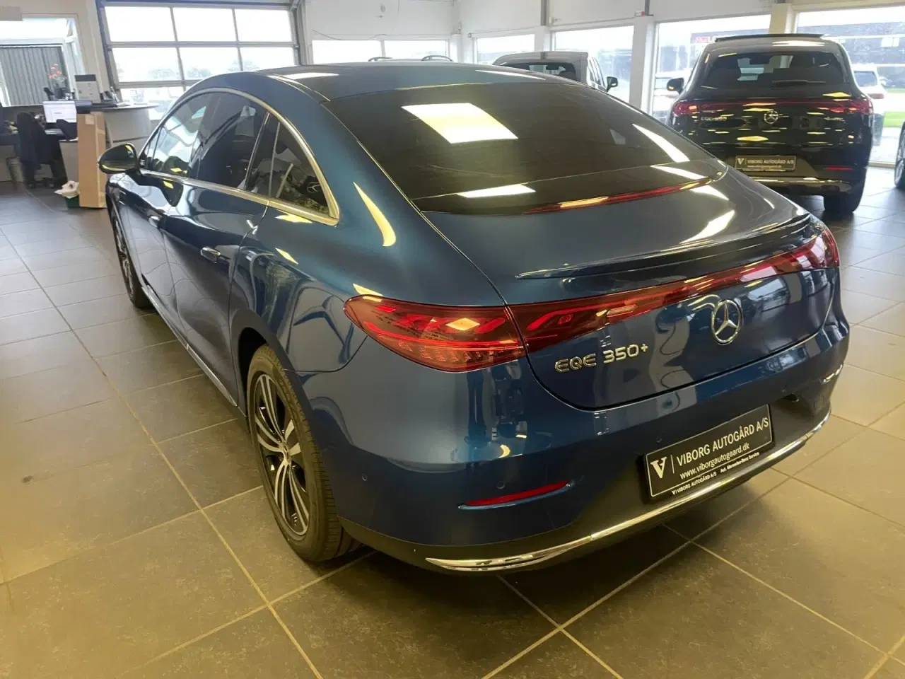 Billede 3 - Mercedes EQE350+  Electric Art