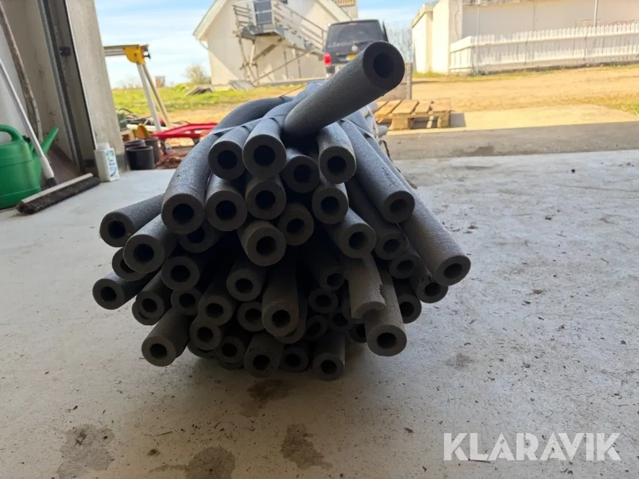 Billede 2 - Rørskåle til gulvvarmeslanger - ca 42 styks