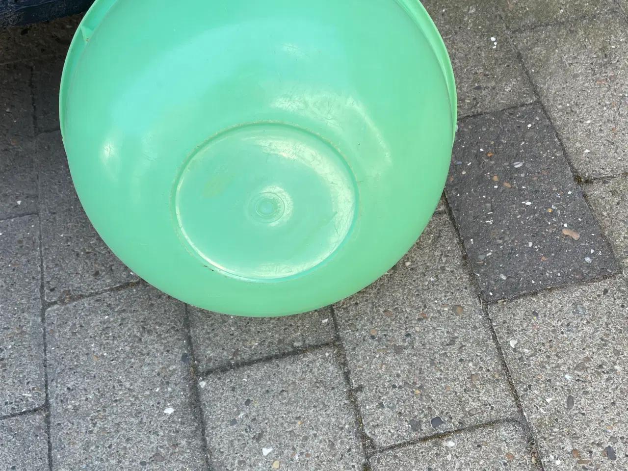 Billede 2 - Tupperware - 5 liter skål med låg