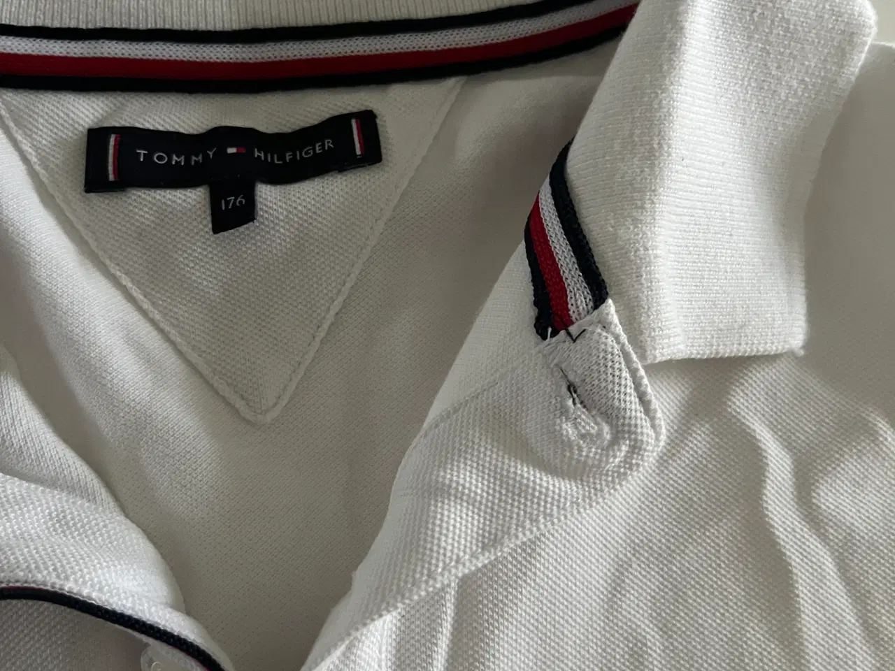 Billede 2 - Tommy Hilfiger polo t shirt