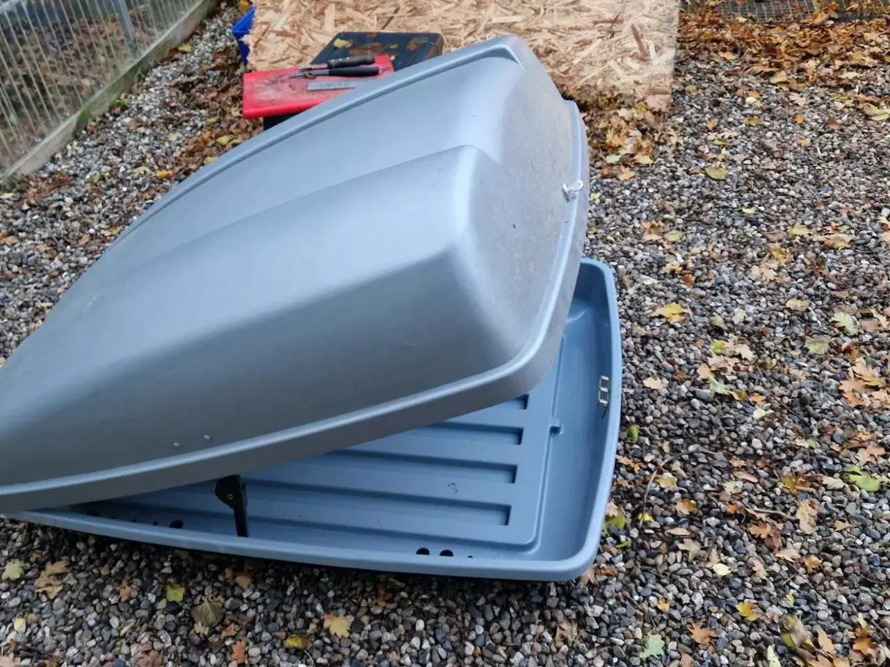 Billede 1 - Lille tagboks med bøjler