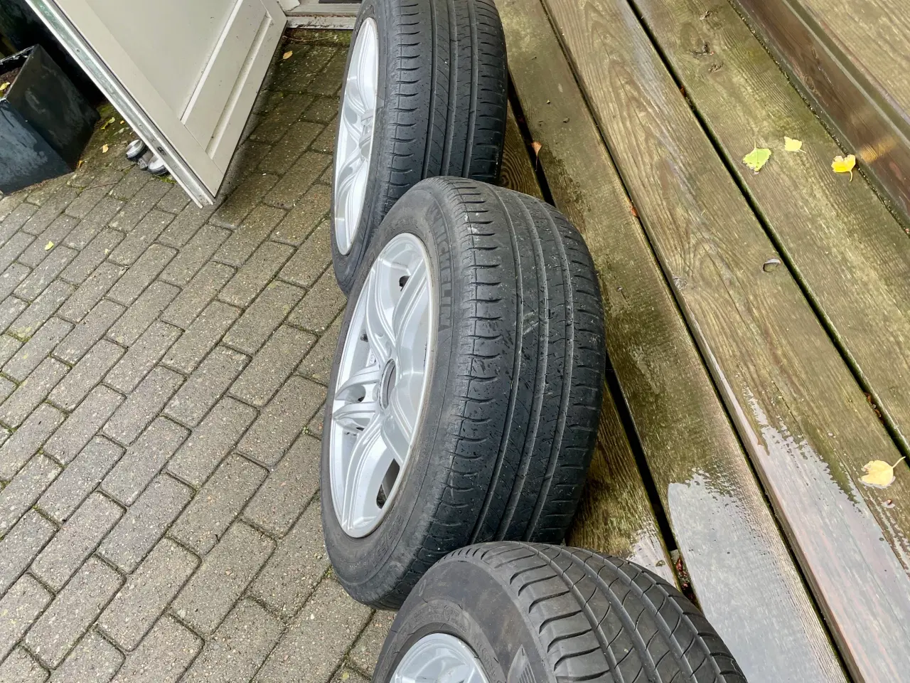 Billede 3 - 🎯 16” alufælge med Michelin sommerdæk – Mercedes 