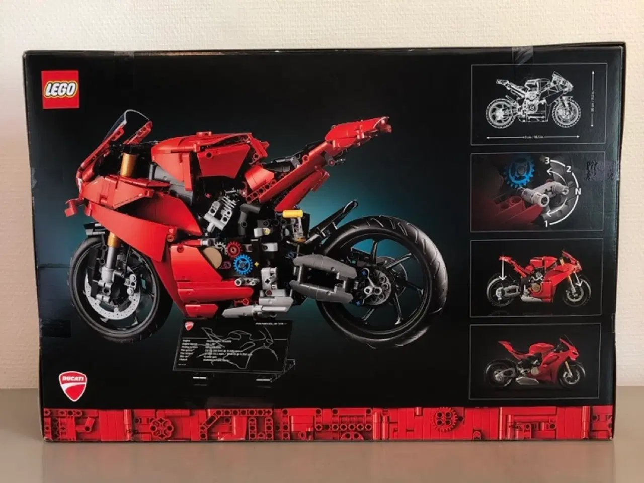 Billede 4 - LEGO Technic 42202 Ducato Panigale V4 S Uåbnet