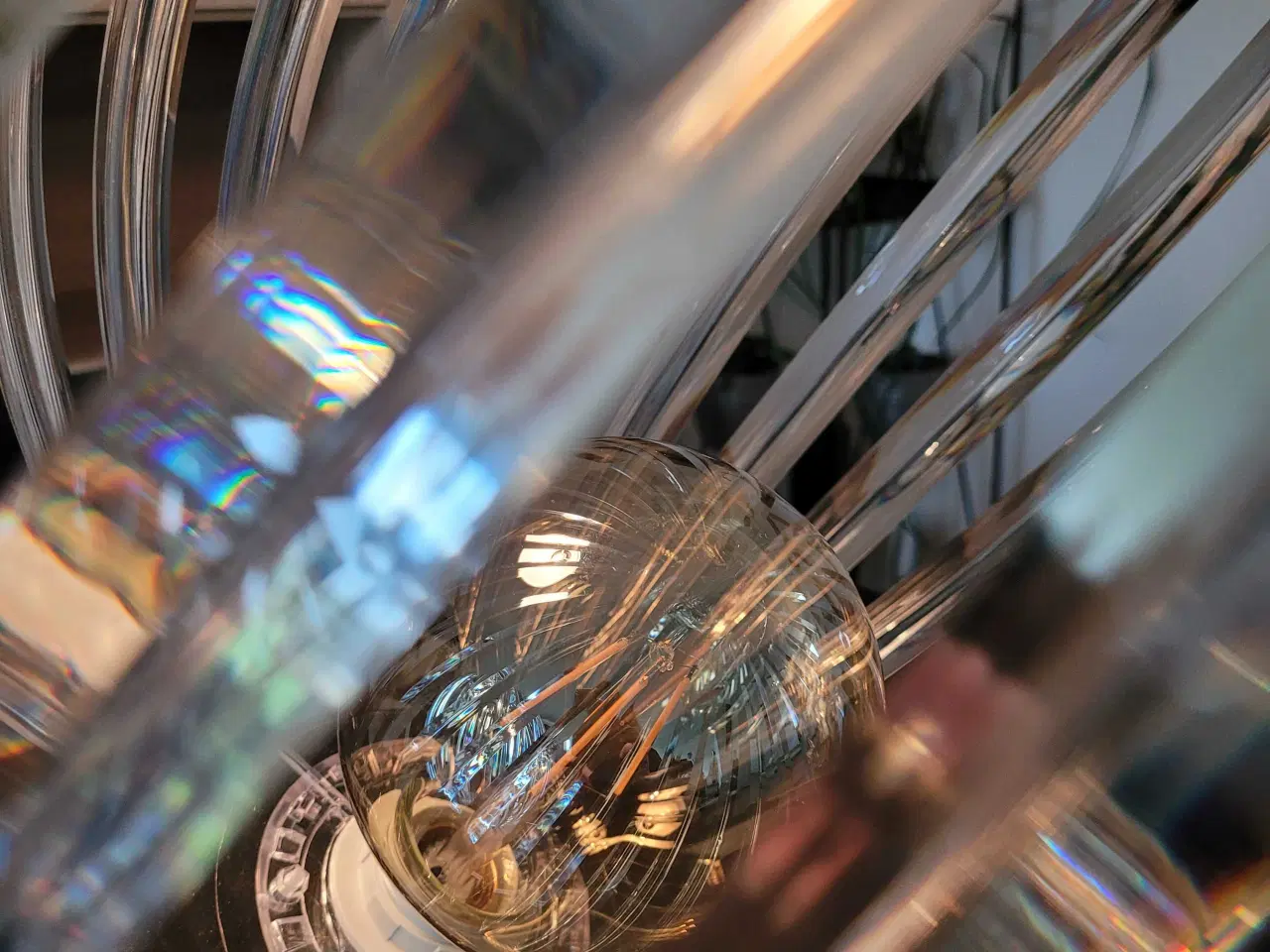 Billede 4 -  loftspendler med lysdæmpende pærer