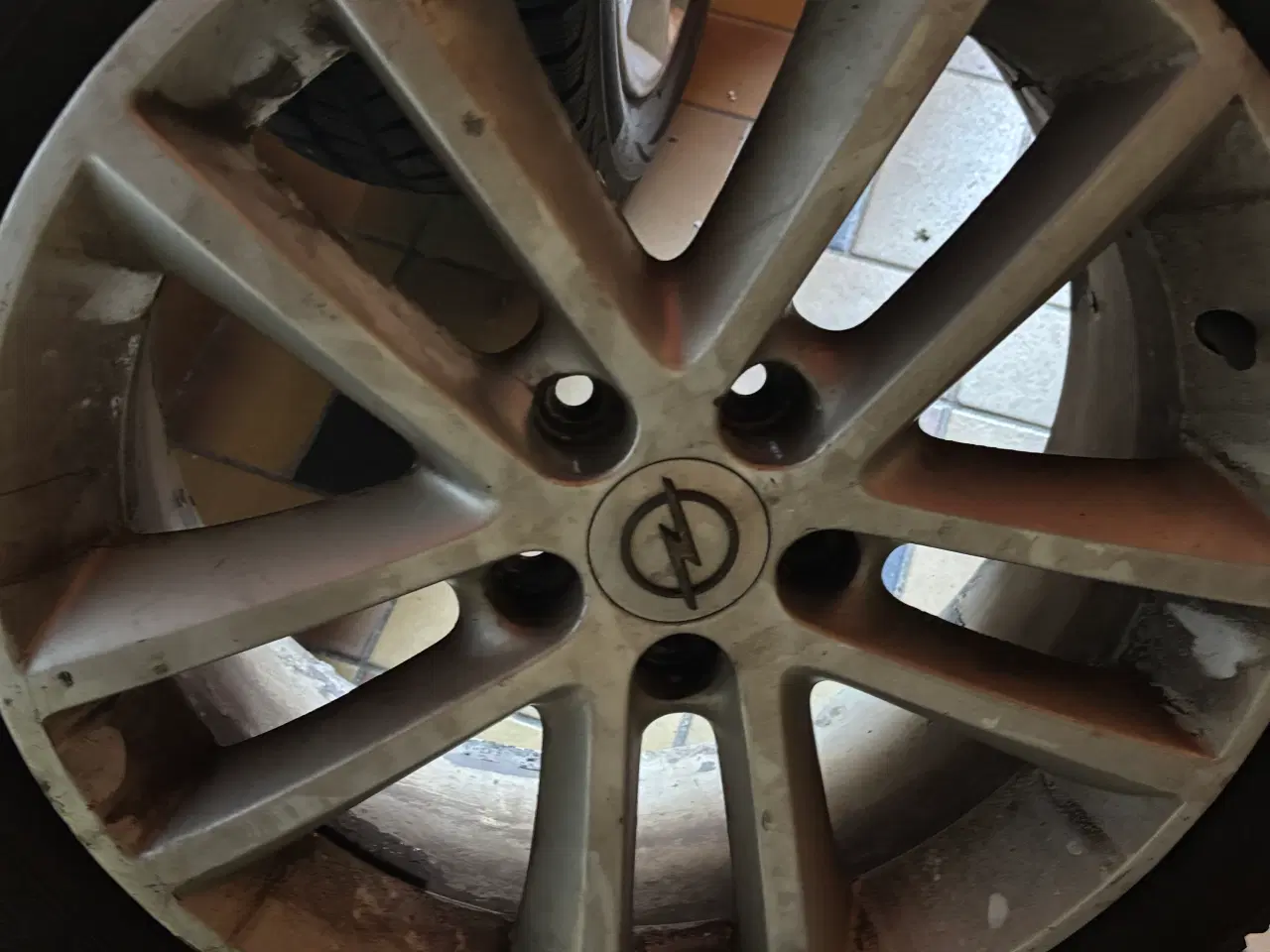 Billede 2 - vinterhjul Opel 225-45-17