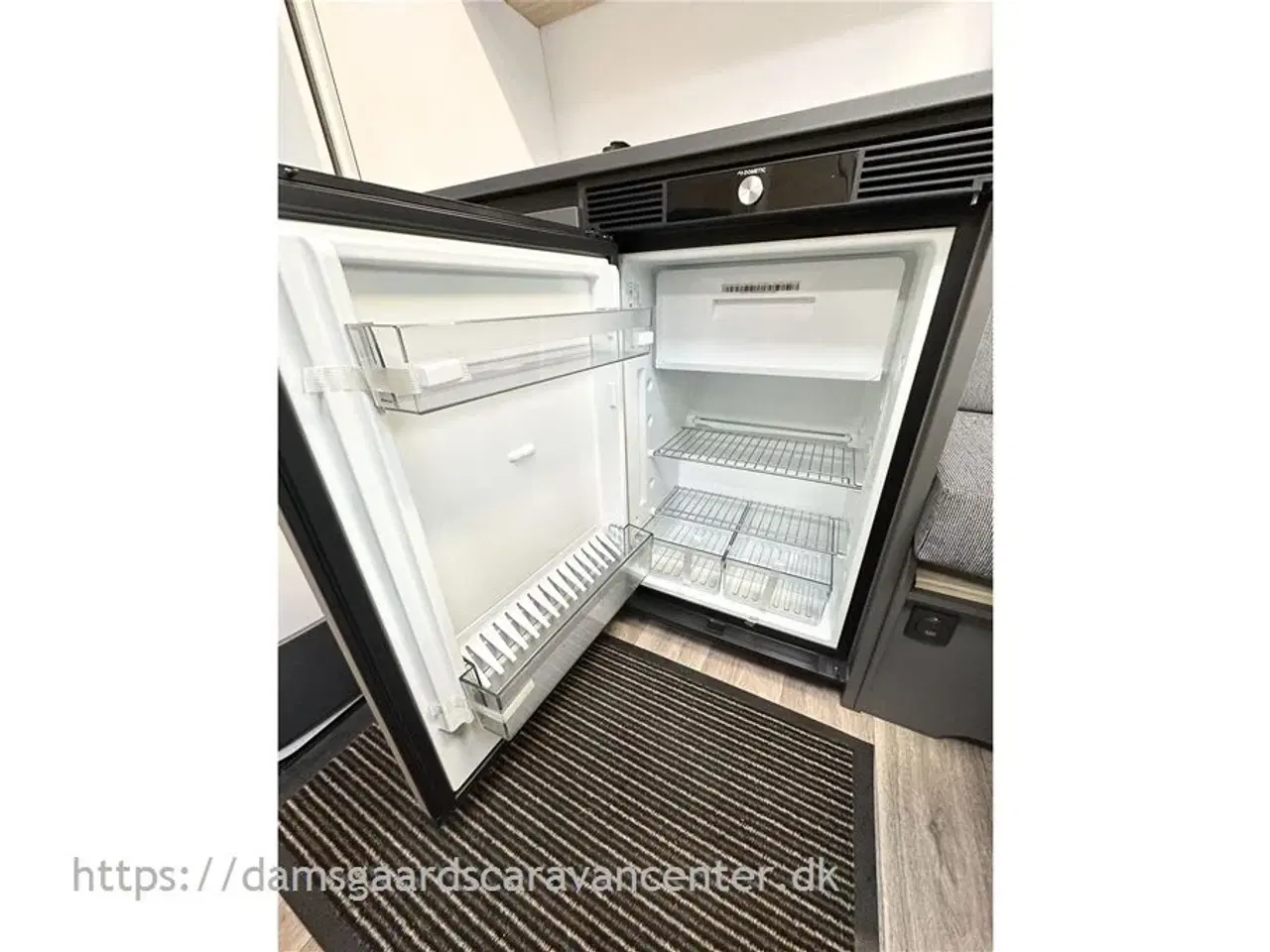Billede 13 - 2026 - Fendt Apero active 390 FH   Dobbeltseng - Combi 4E - Gulvvarme