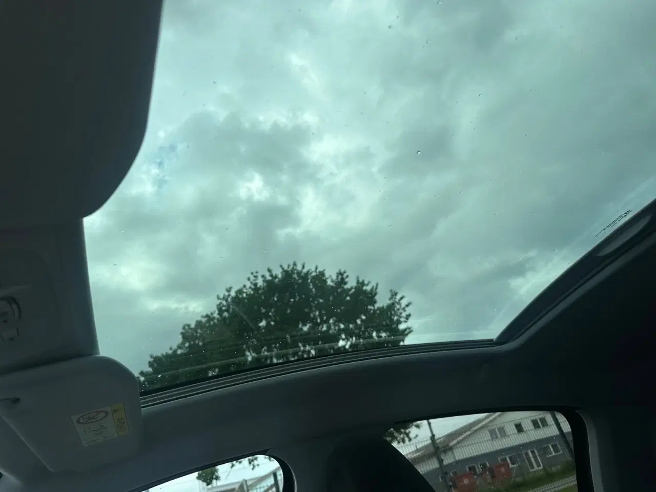 Billede 12 - Peugeot 208 1,2 PureTech 82 Signature Sky