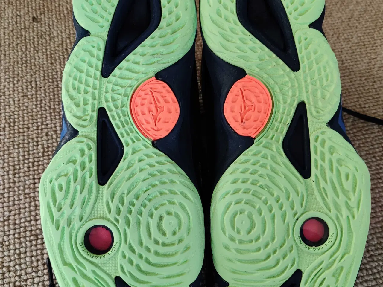 Billede 3 - Mizuno Wave Momentum 3 Mid str. 44,5