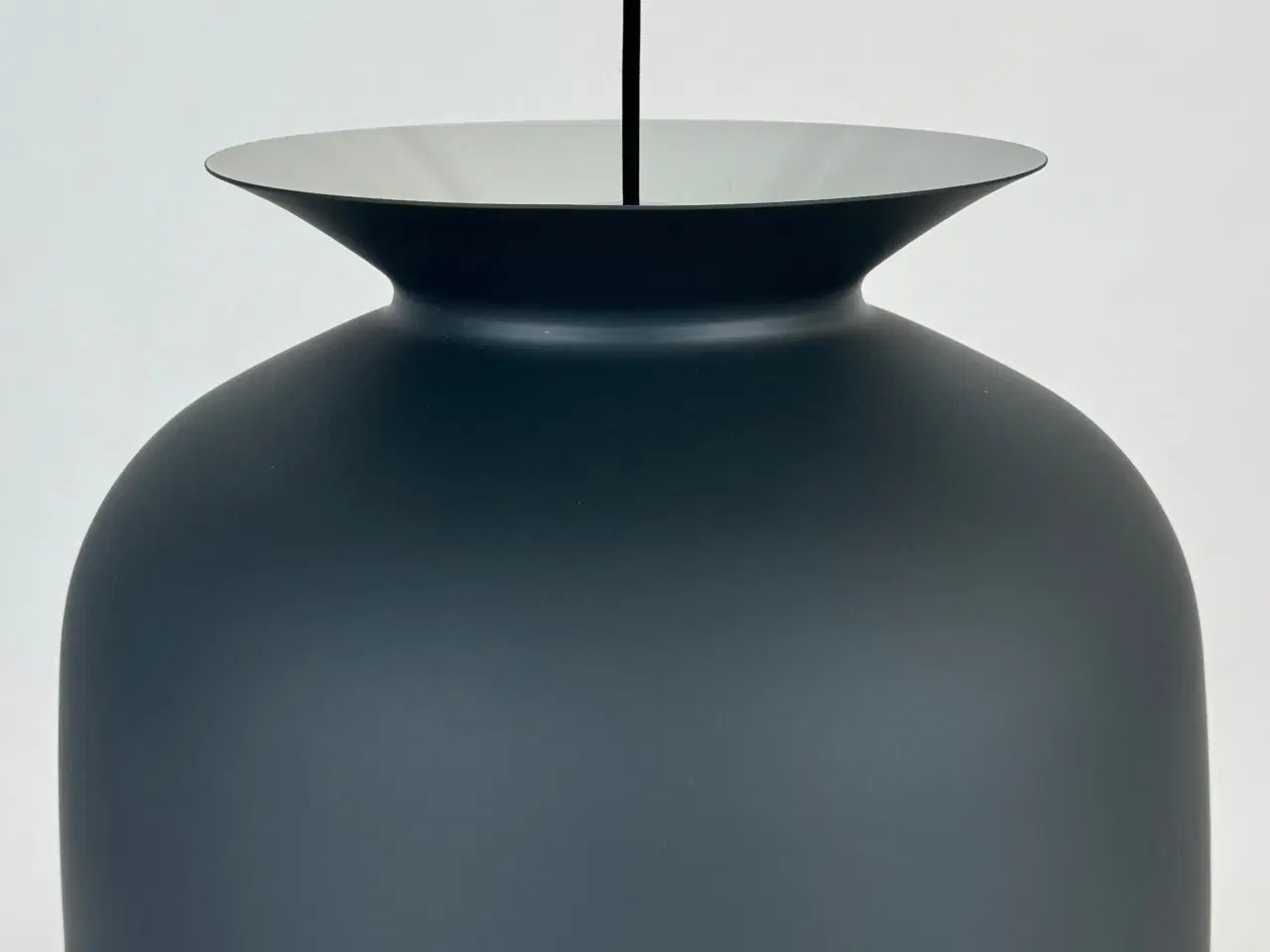 Billede 4 - GUBI Ronde Pendel Stor – Mørkegrå Ø40 cm