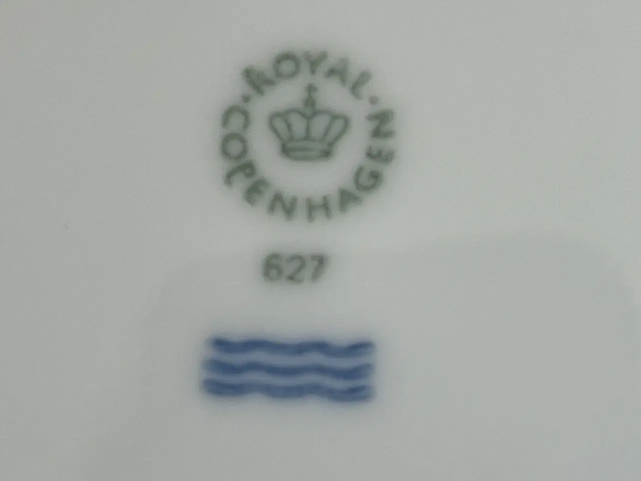 Billede 3 - Royal Copenhagen Hvid Riflet spisetallerkner 27 cm