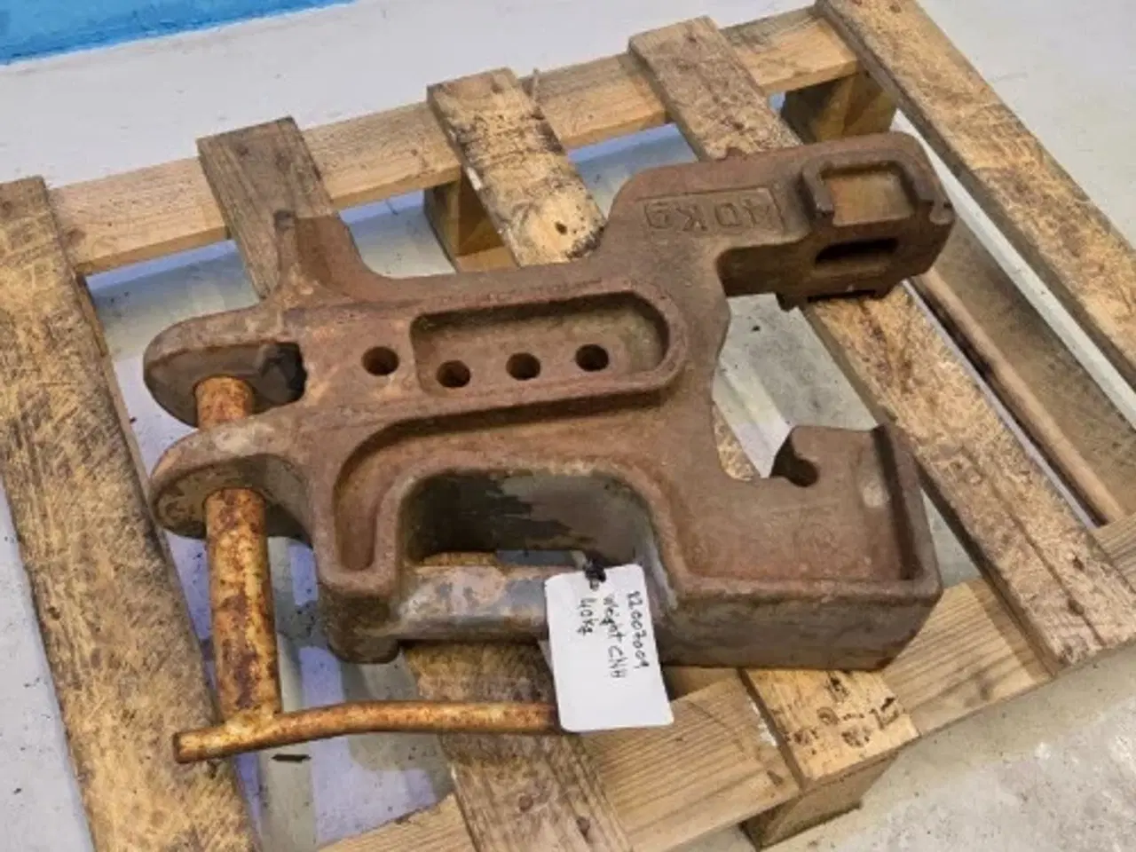 Billede 12 - New Holland 8210 Frontvægt 82007009