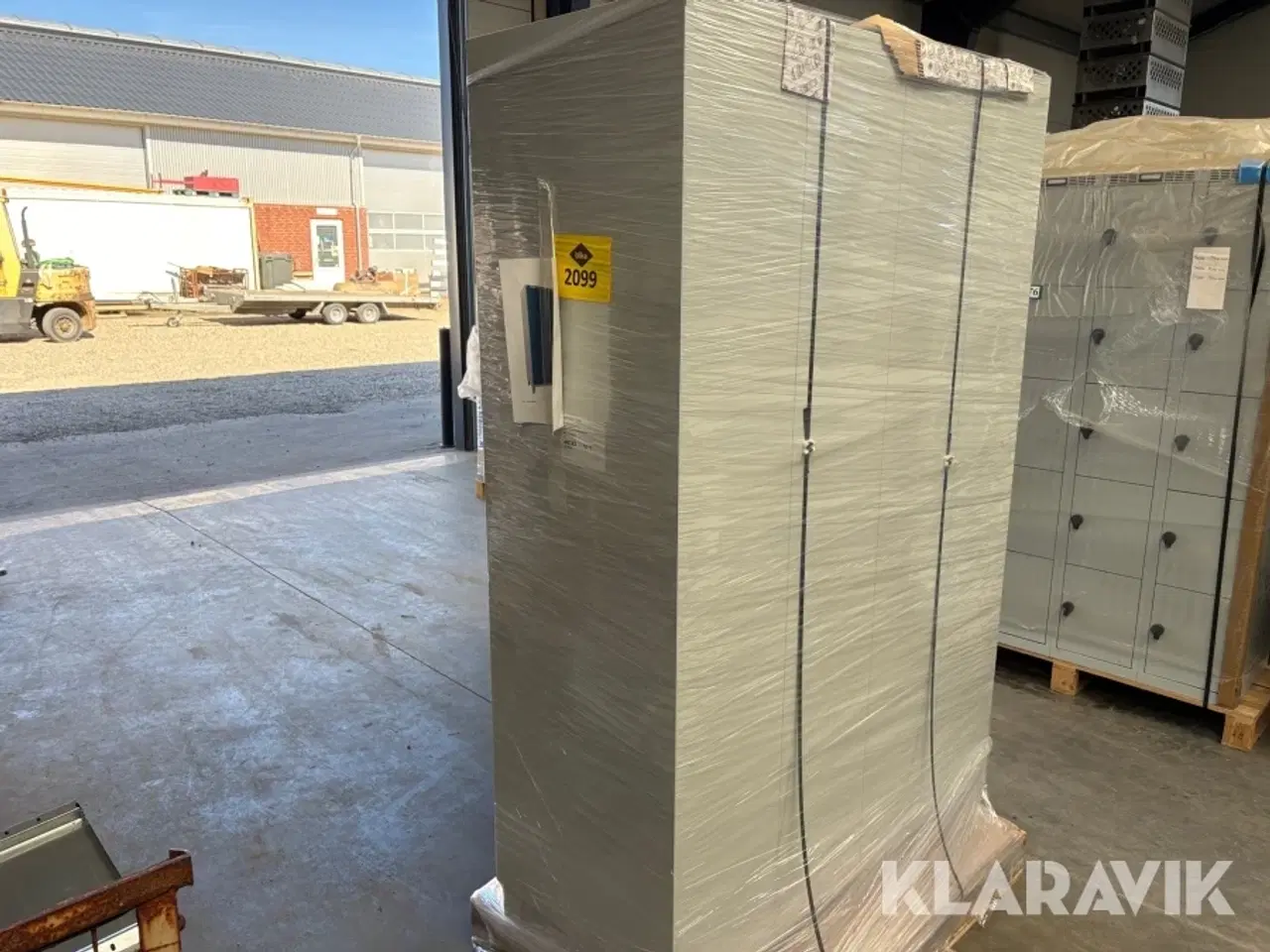 Billede 3 - Værkstedsskabe Blika - 4 skabe