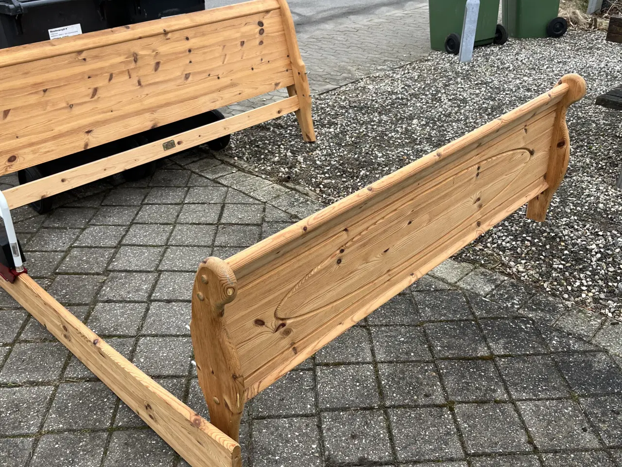 Billede 2 - Sengeramme i massiv træ