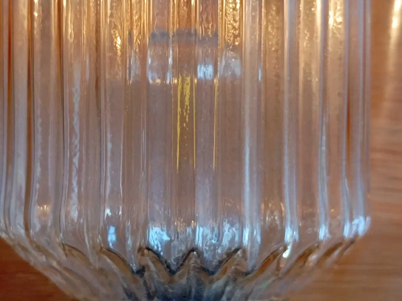 Billede 4 - Bordlampe på batteri og med timer