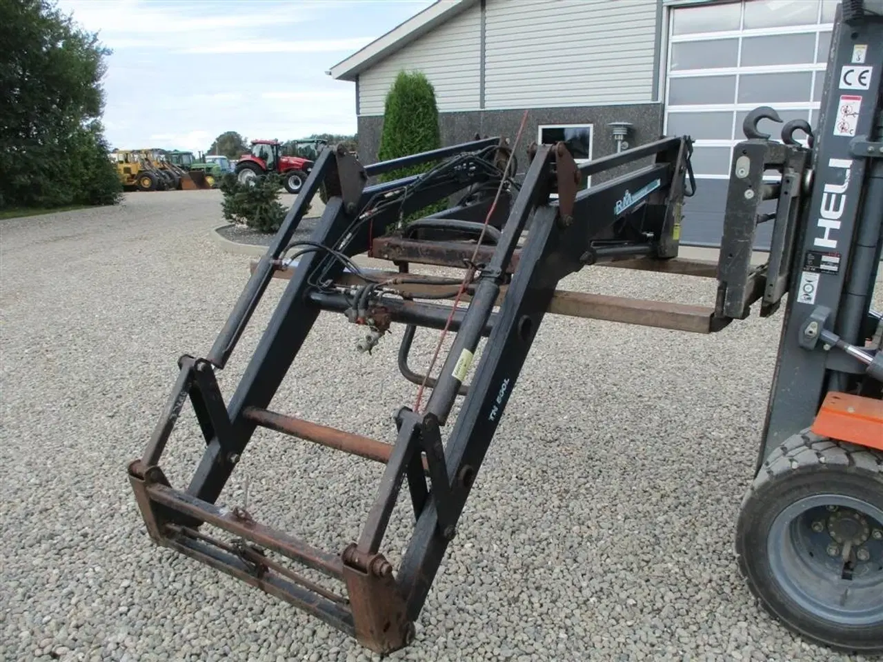 Billede 3 - RIKO med beslag og komplet hydraulik sæt samt skovl.