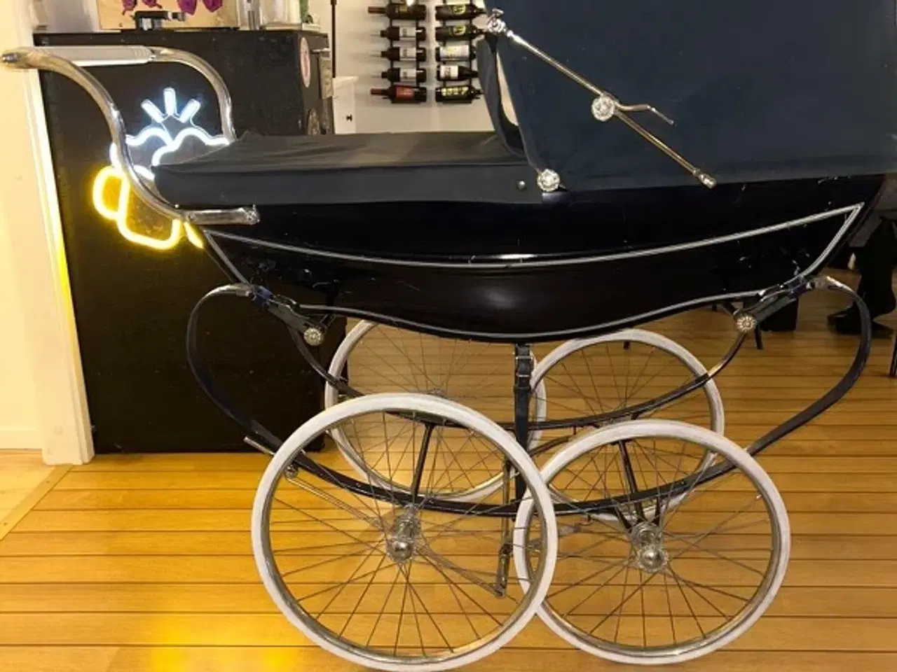 Billede 1 - Silver Cross barnevogn med madras og lift