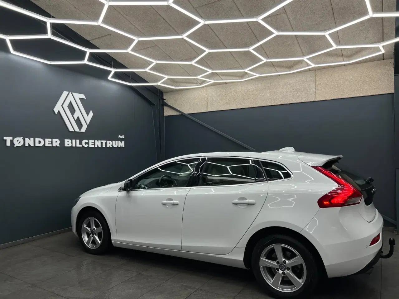 Billede 4 - Volvo V40 2,0 T3 152 Momentum