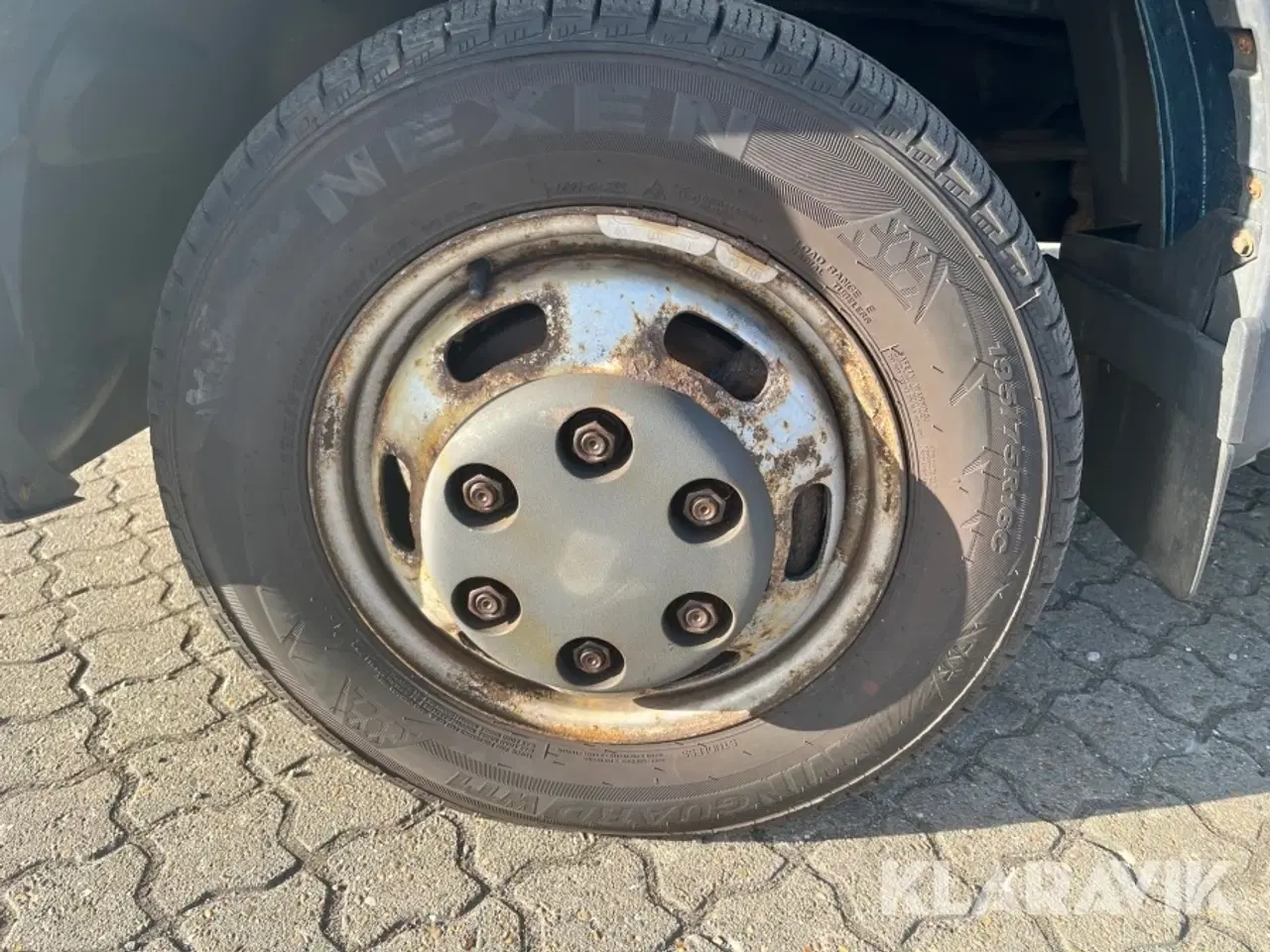 Billede 10 - Varebil med lad IVECO Daily 35C D, 35c15L D, 6-G
