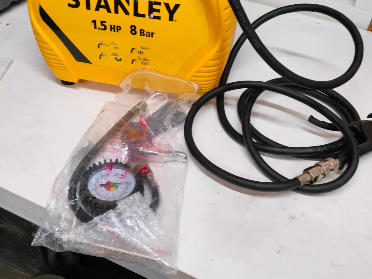 Billede 1 - Kompressor Stanley kompakt