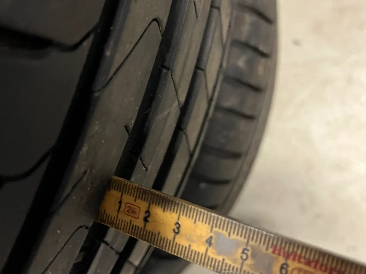 Billede 4 - 2 stk. sommerdæk 255/50/19