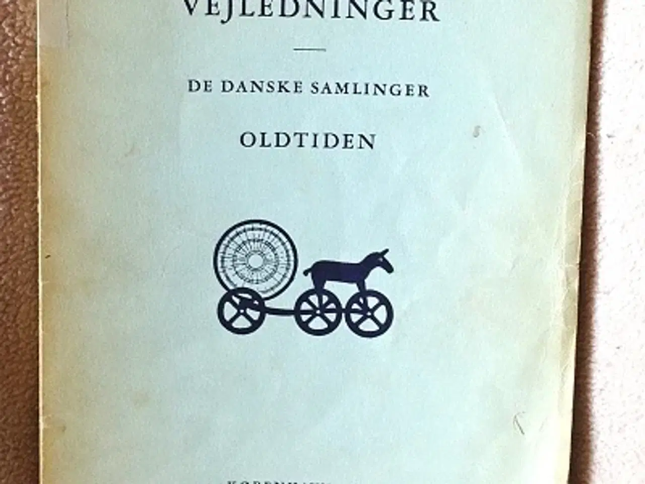 Billede 1 - Nationalmuseets vejledninger: Dansk Oldtid