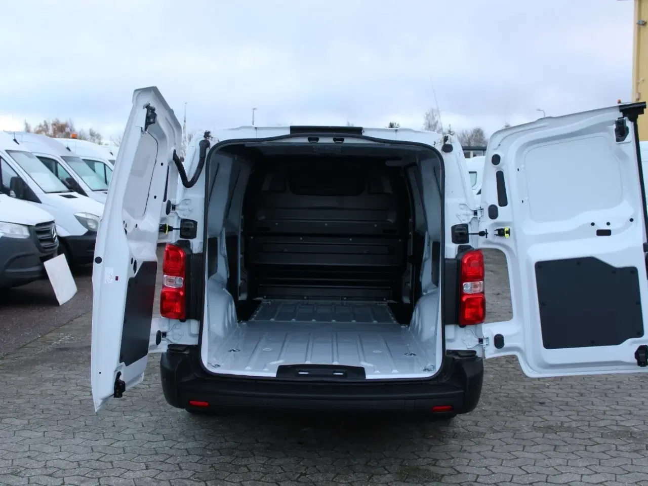 Billede 12 - Opel Vivaro-e 75 Enjoy L3