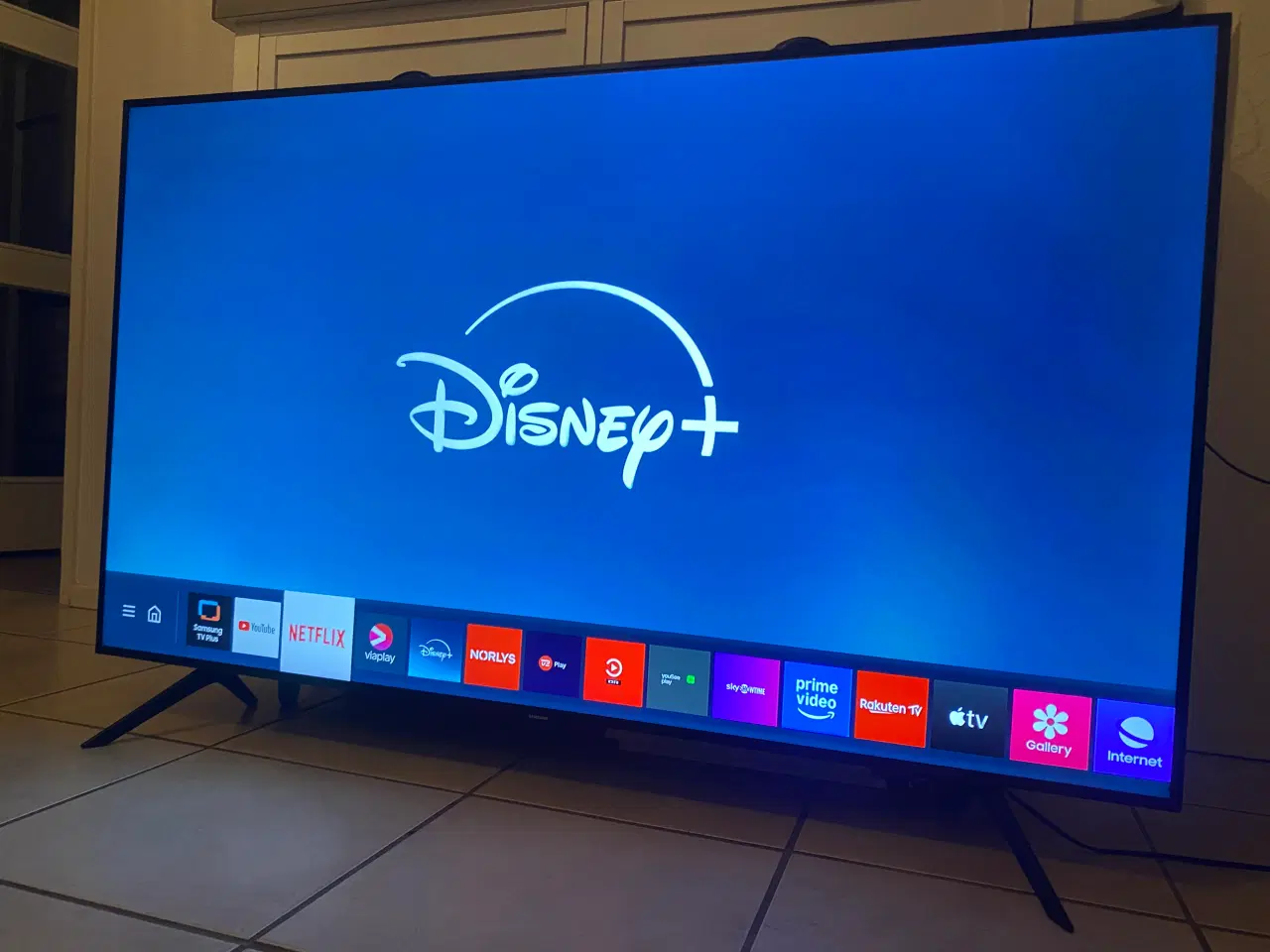 Billede 12 - Samsung Crystal Uhd Smart TV 55” 4K LED Wifi. 