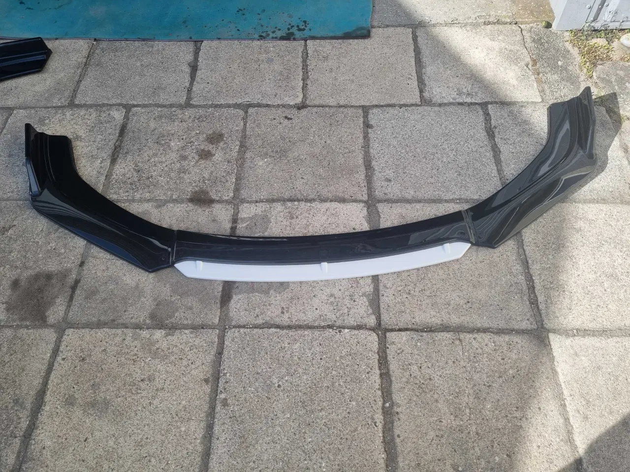 Billede 1 - Fed Universal Front læbe med hvid midt