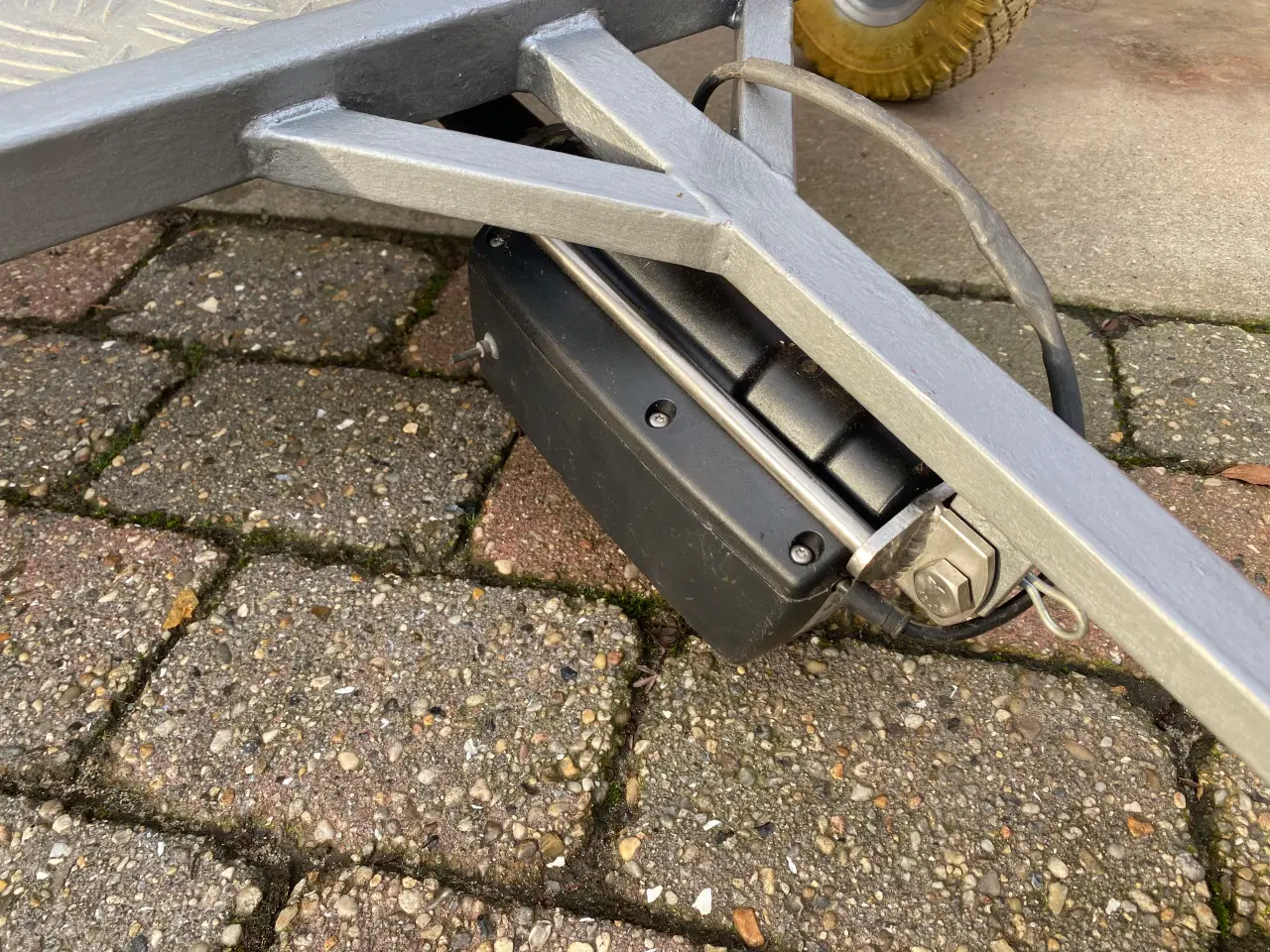 Billede 2 - Gårdrive med aktuator