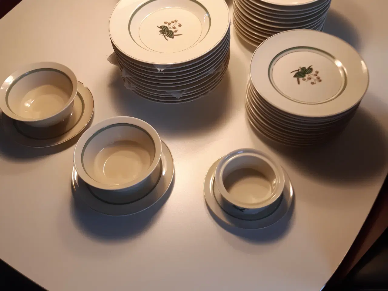 Billede 2 - Porcelæn Hjertegræs