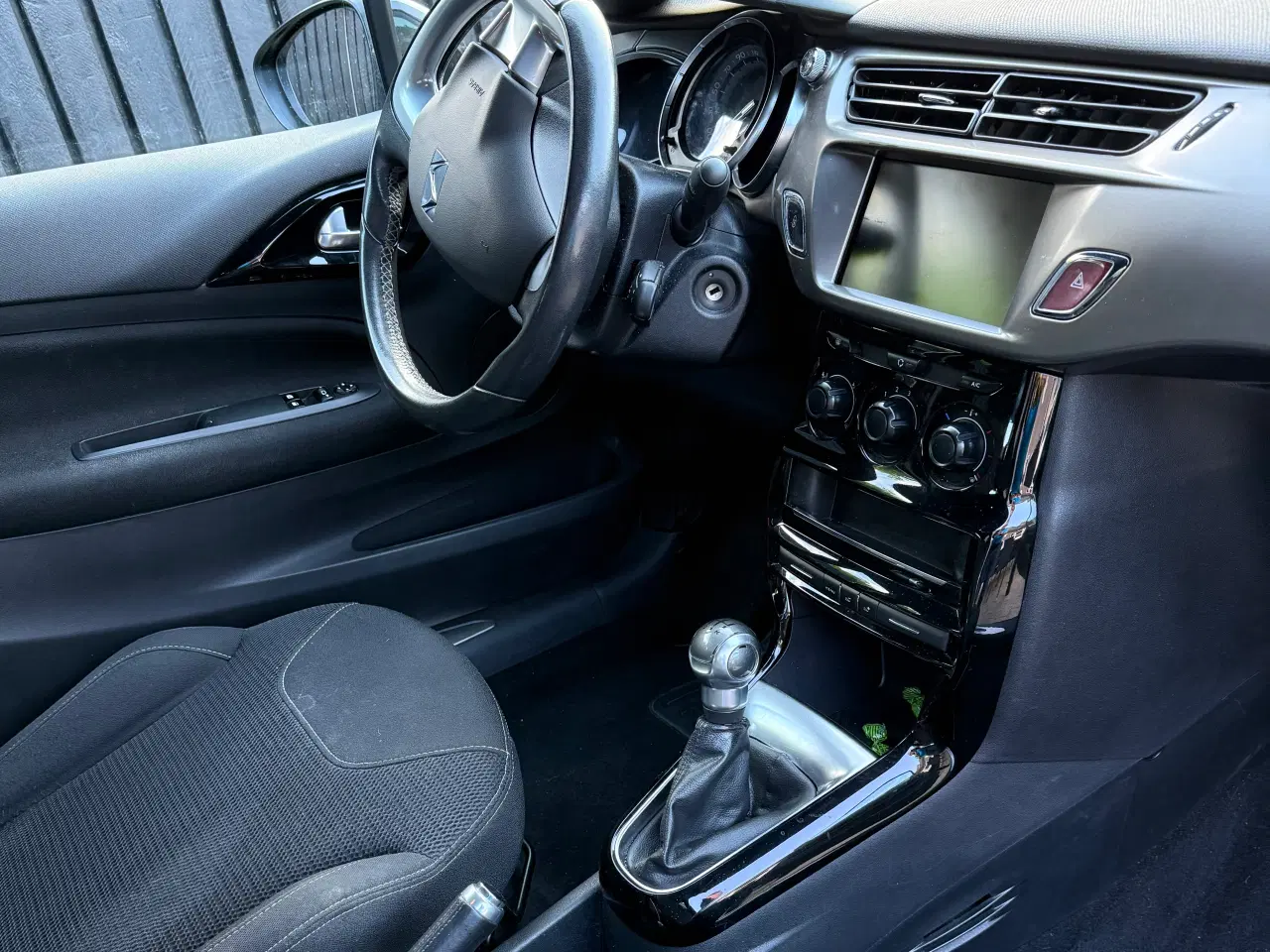 Billede 5 - Citroen DS3 1.6 Blue HDI 2017