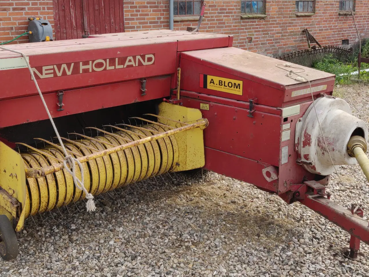 Billede 2 - New Holland 370 Ballepresser