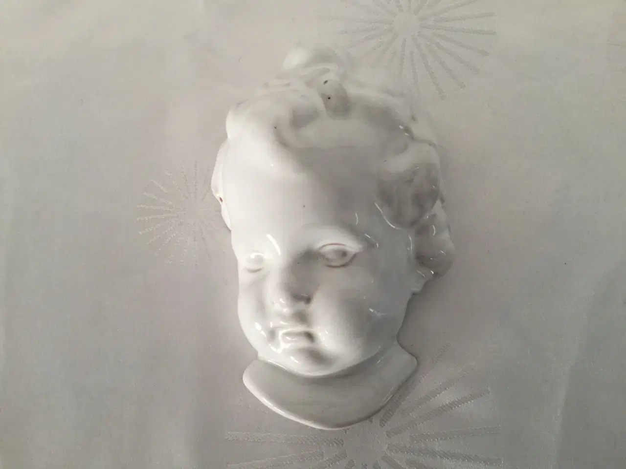 Billede 1 - barne ansigt i keramik