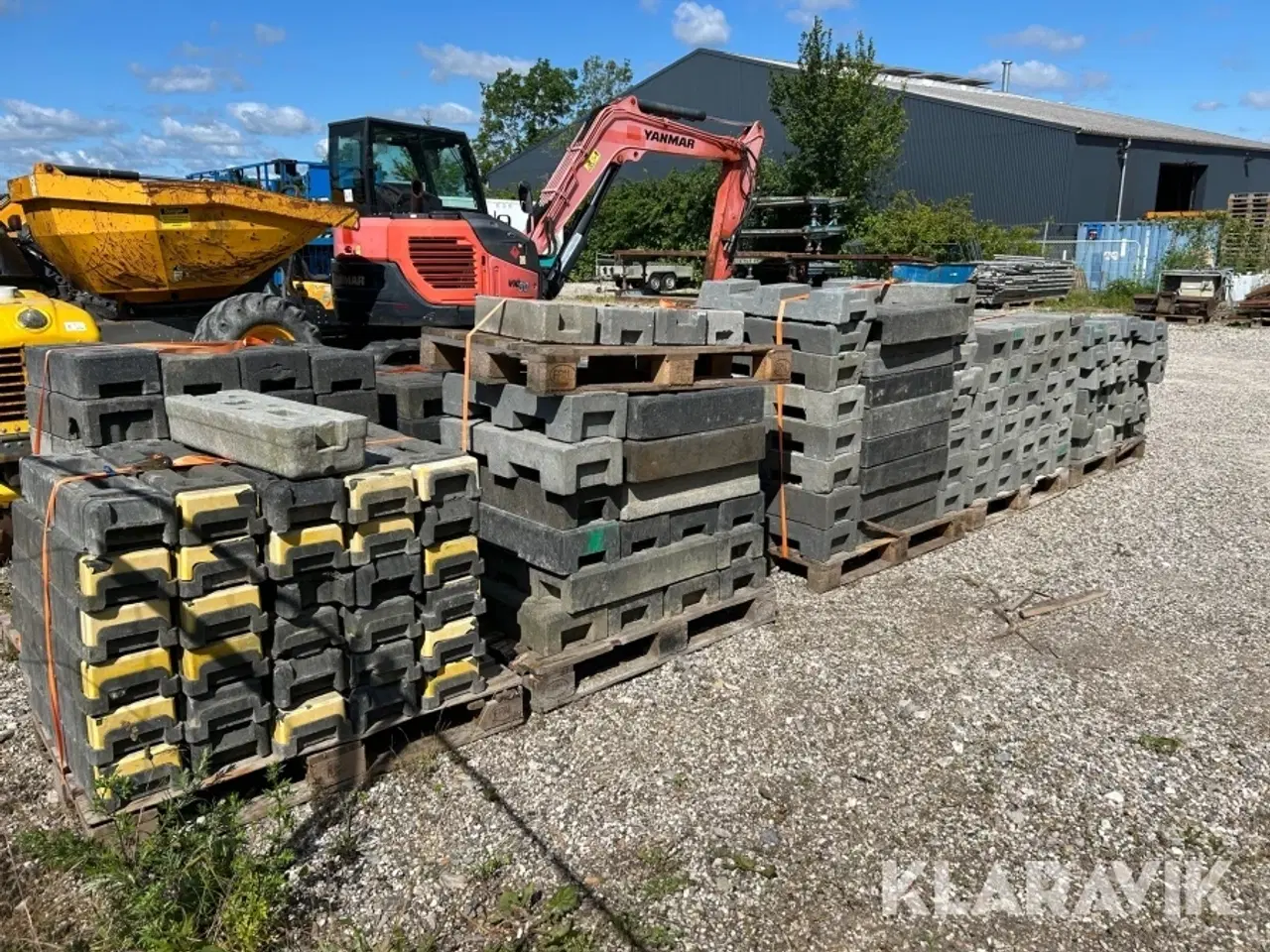 Billede 3 - Byggehegns fødder 9 paller