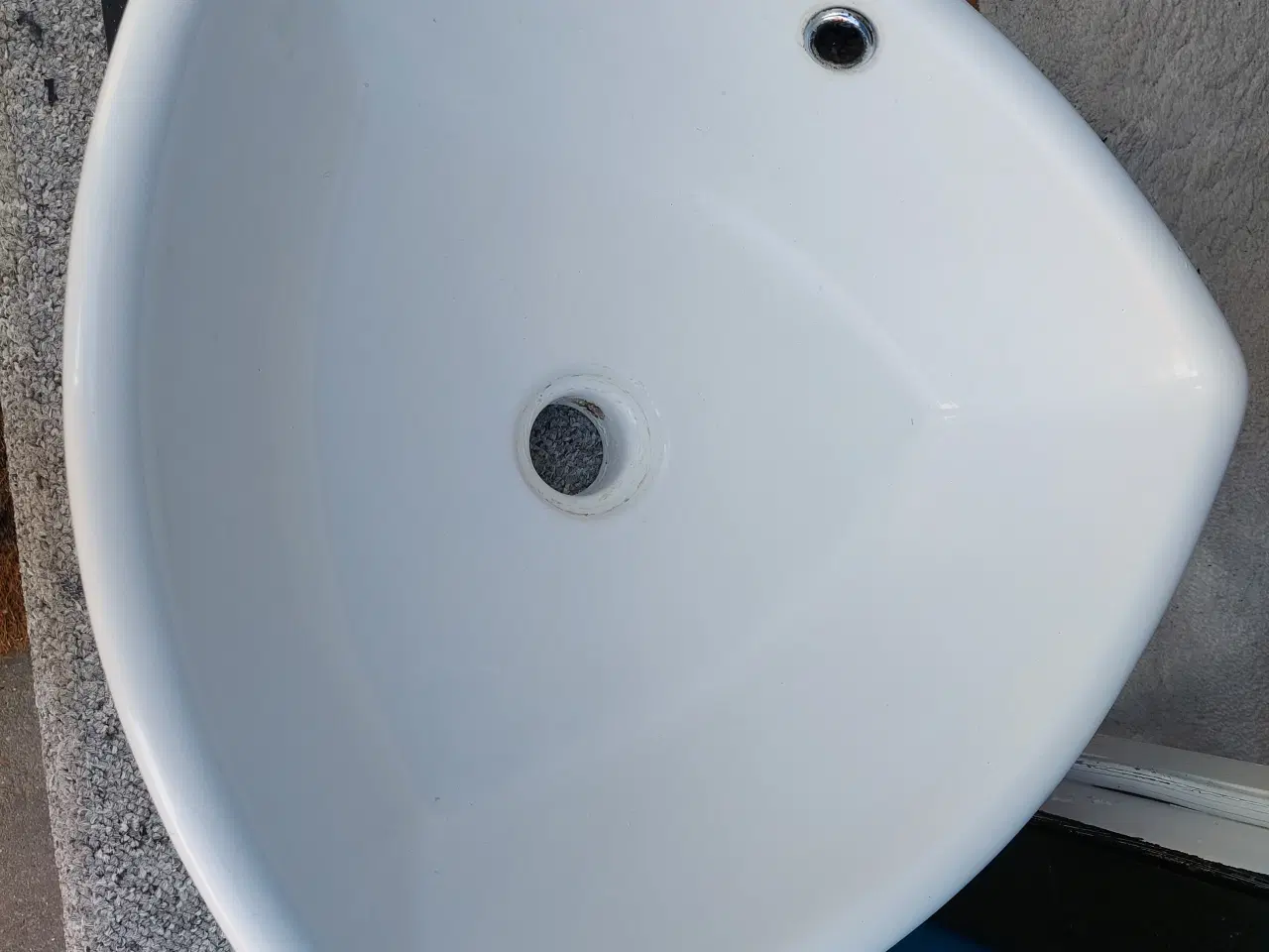 Billede 1 - tre kant model, Håndvask