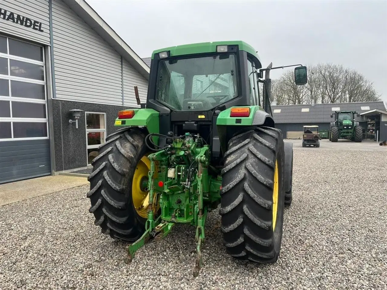Billede 13 - John Deere 6800 Med frontlift.