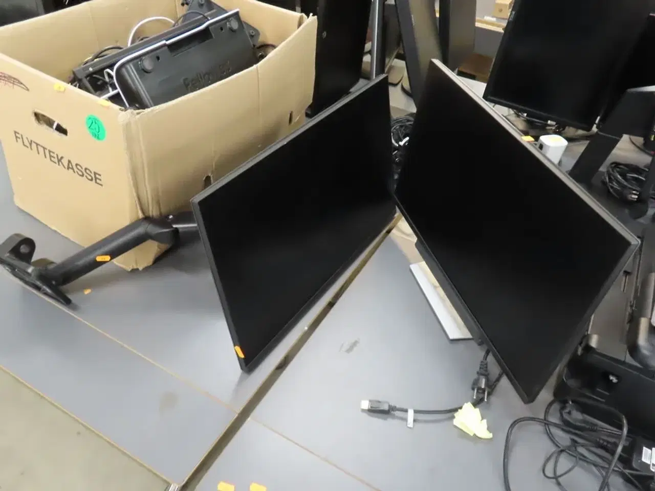 Billede 1 - 2 stk. Computerskærme DELL