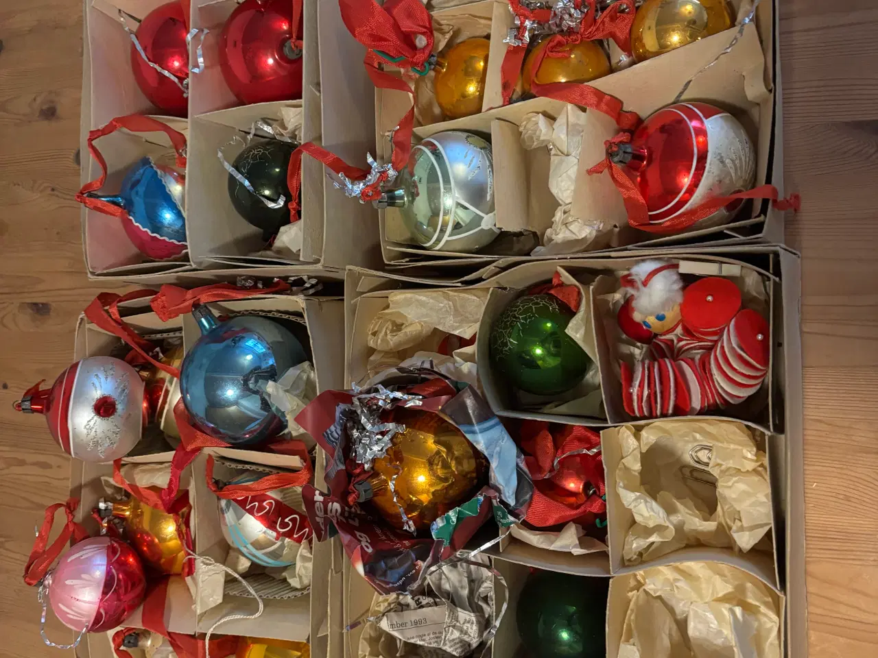 Billede 2 - 25 stk gamle glaskugler.