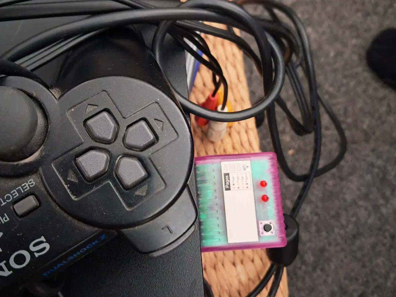 Billede 2 - Sælger playstation 2 med spil