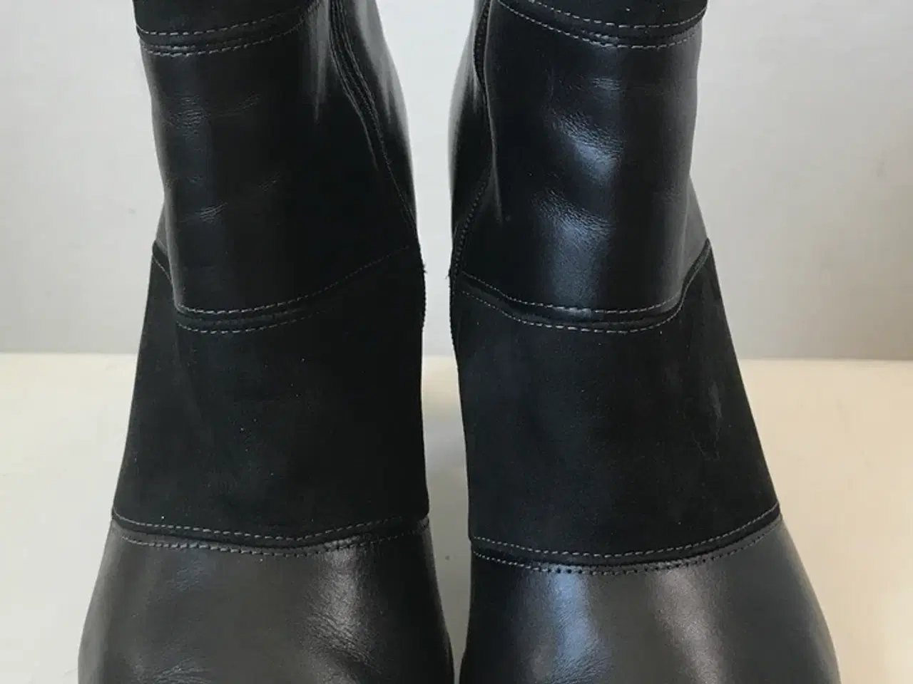 Billede 2 - Ecco, støvletter, str 39